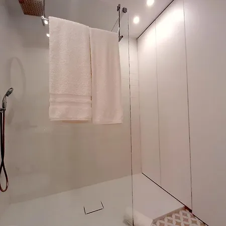 Apartament Davis Home, Refugio De Charme No